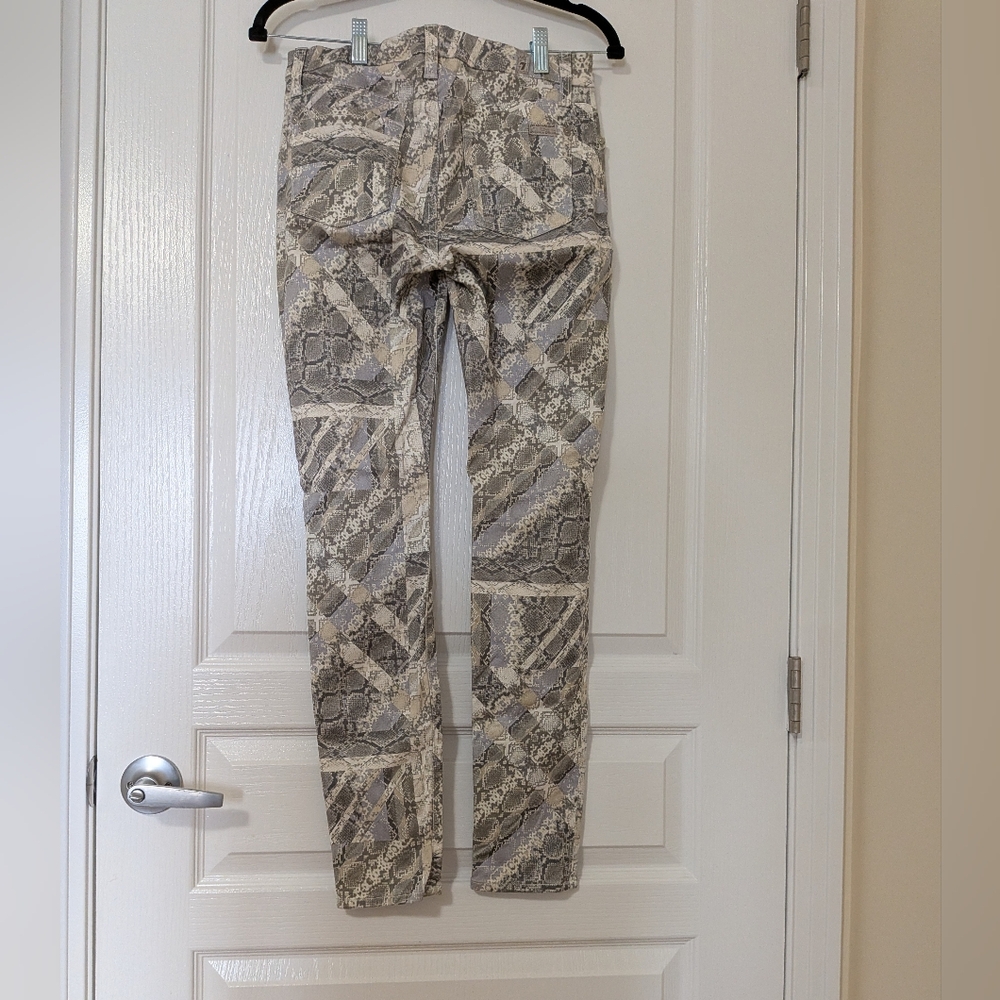 Women’s Snake-Print Slim Jeans - Taupe/Gray